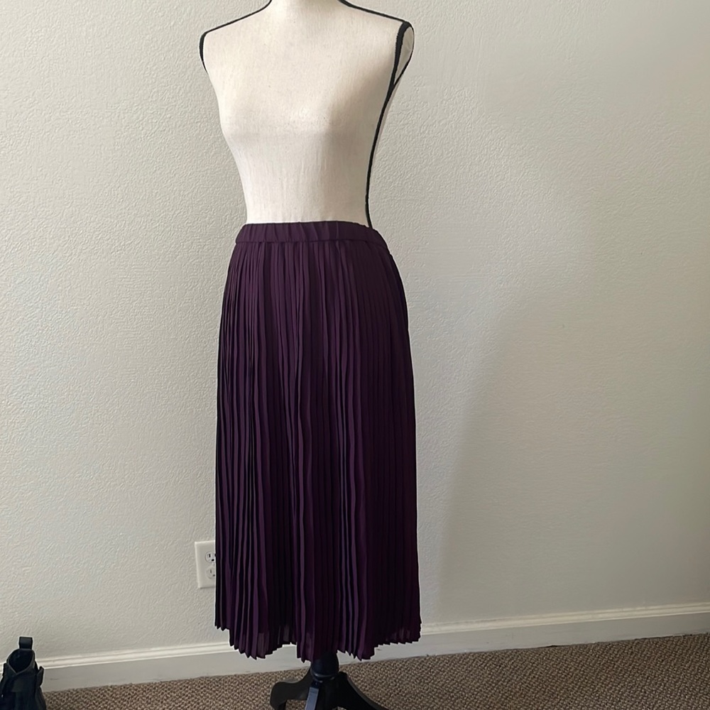Eileen Fisher long pleaded skirt